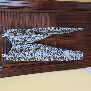 Victoria's secret sport light pink,  grey, black gym leggings small